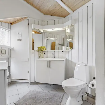 In With Indoor Swimming Pool Holiday home Ebeltoft