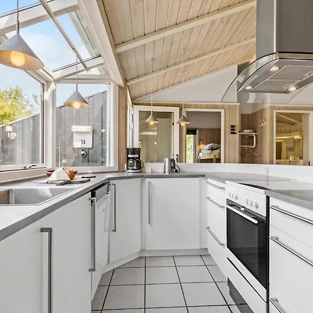 Cozy In With Sauna Ebeltoft